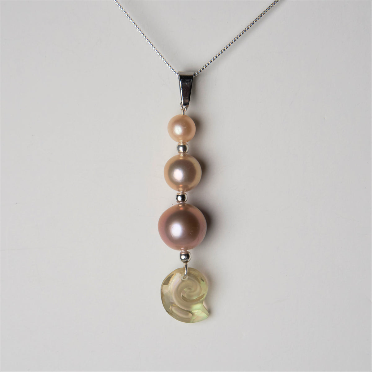 Bargain Cave - Shell Pearl Drop Necklace