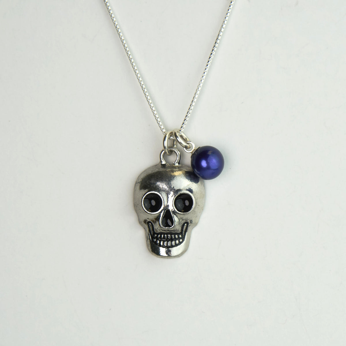 Bargain Cave - Skeleton Skull Necklace