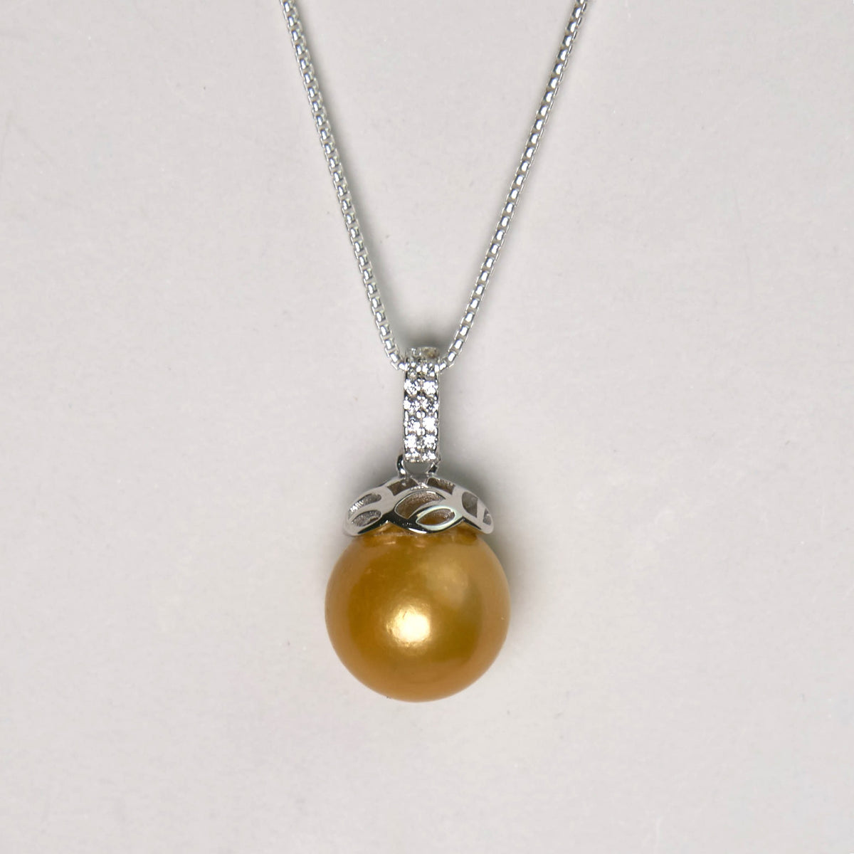 Bargain Cave - Sparkle Mount Gold Pearl
