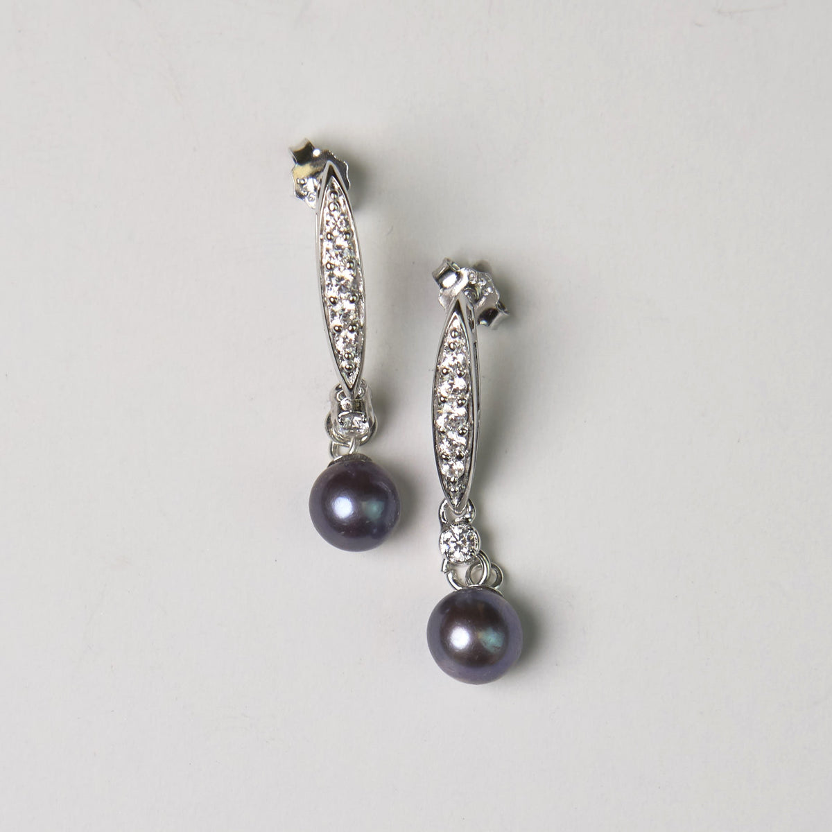 Bargain Cave - Sparkle Earrings 2