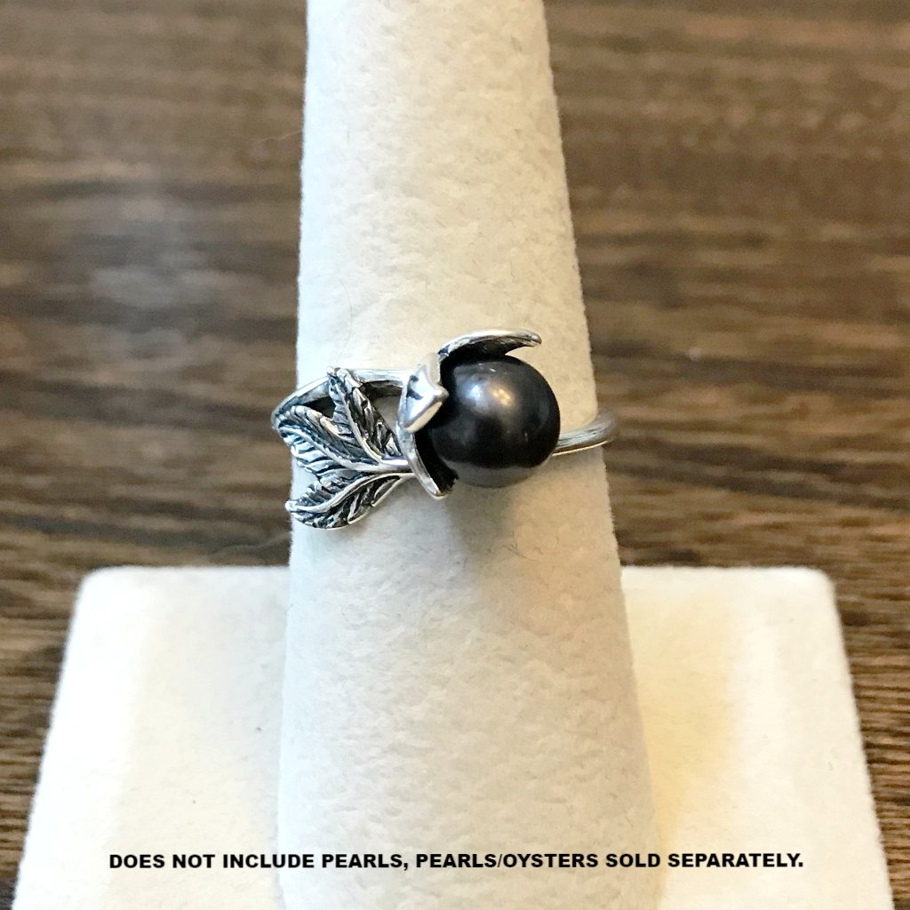 Leaf Ring (Sizes 6 and 7)