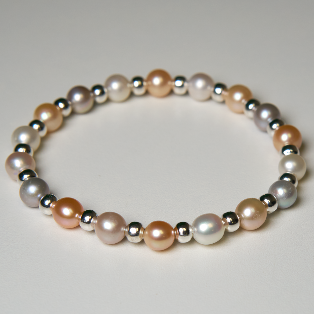 Custom Pearl Stretch Bracelet
