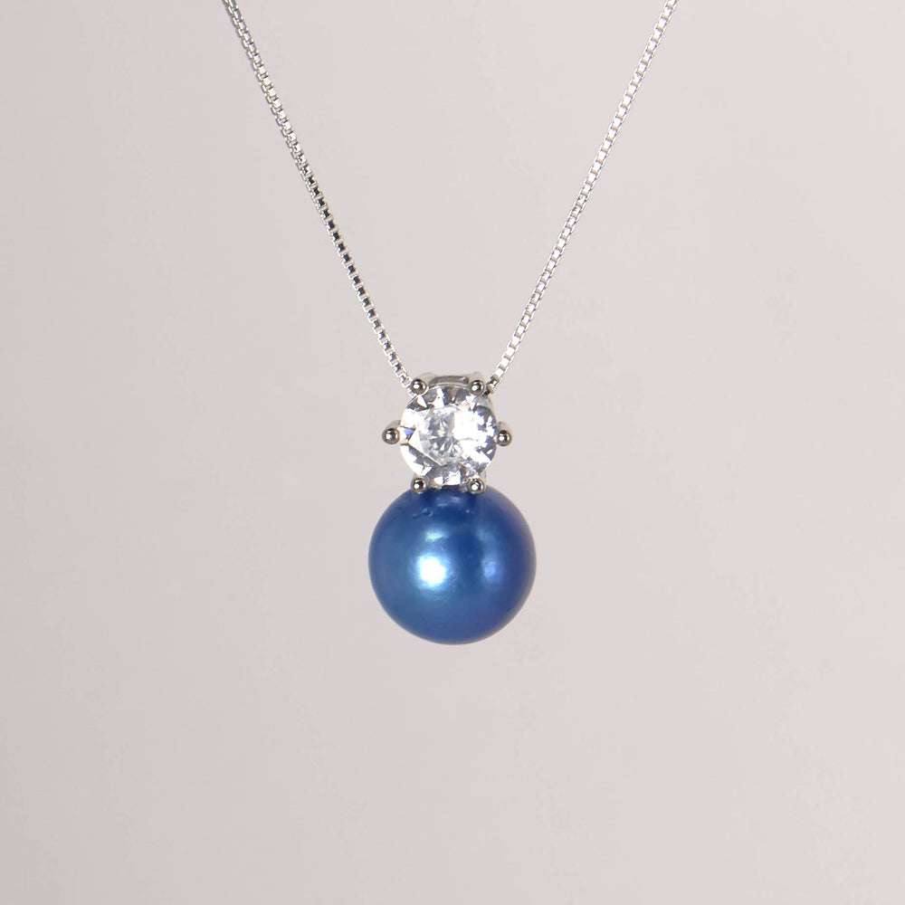 Crystal Pendant Necklace (Edison Pearl)