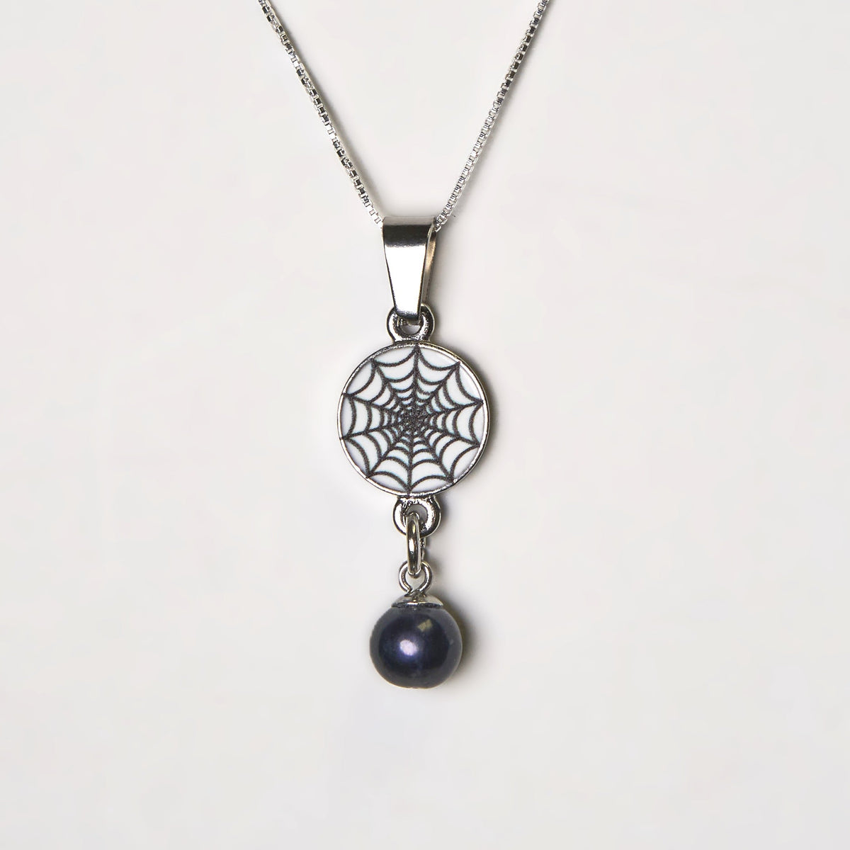Bargain Cave - Web Necklace (Black)