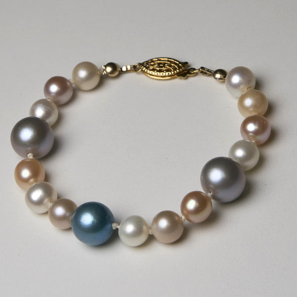 Custom Hand-Strung Pearl Bracelet