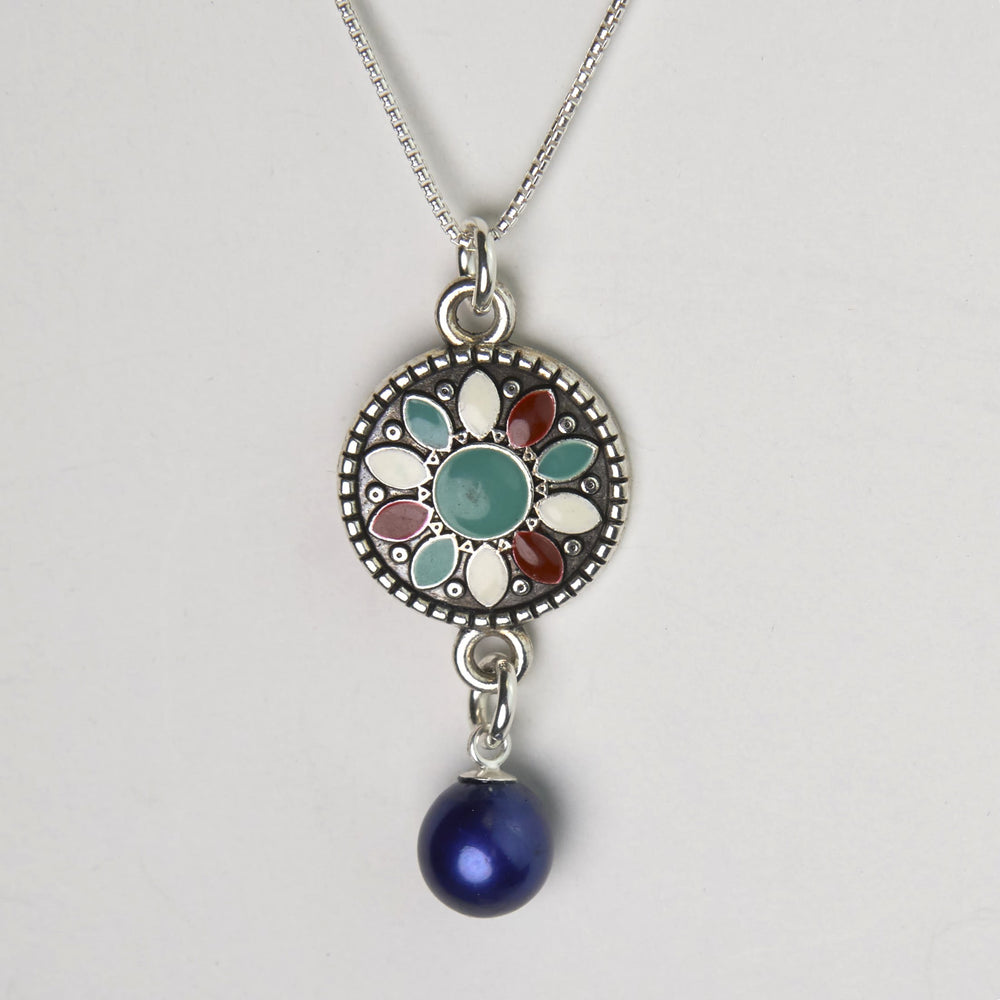 Bargain Cave - Flower Necklace